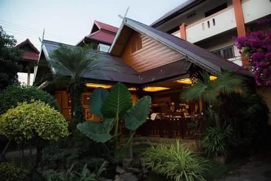 Little Home Guest House 清邁 外观 照片